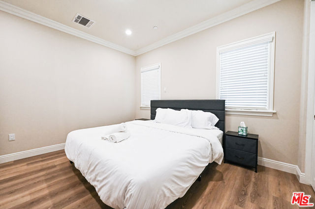 2028 S Chapel Avenue, Alhambra CA: https://media.crmls.org/mediaz/91419daa-4102-42b9-923e-8c6d4be3d31a.jpg