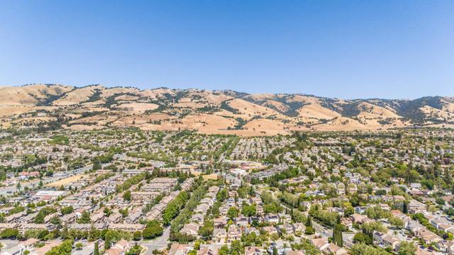 Image 68 of 105 For 3223 Adelanto Lane