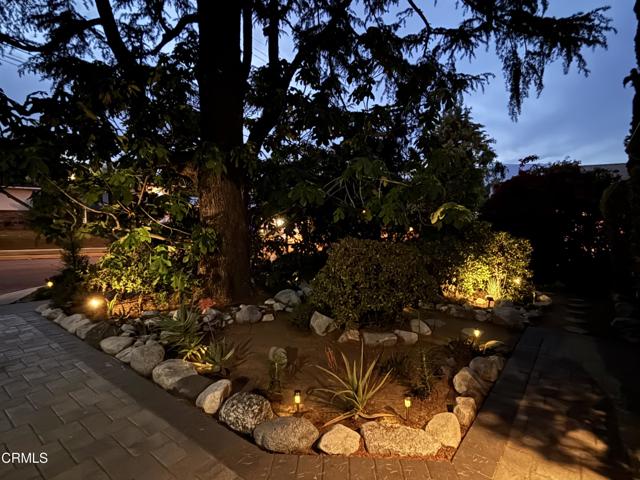 10316 Newhome Avenue, Sunland CA: https://media.crmls.org/mediaz/91451cd4-e114-48ae-b5ed-e55a51424435.jpg
