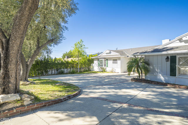 Image 43 of 46 For 4711 Briggs Avenue