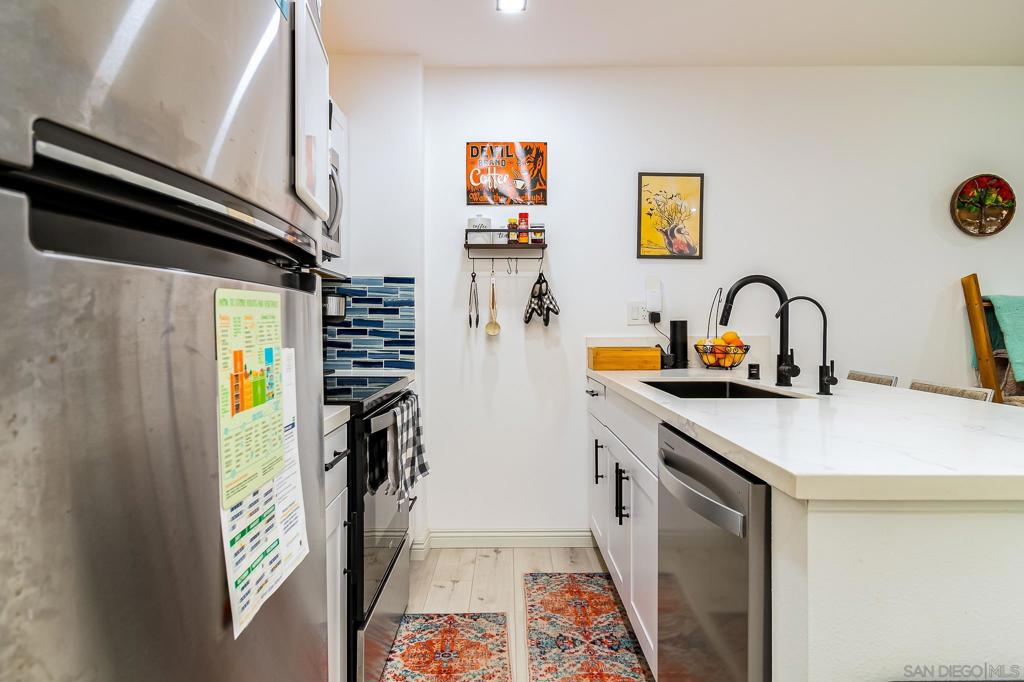 MLS #250035038SD img 5