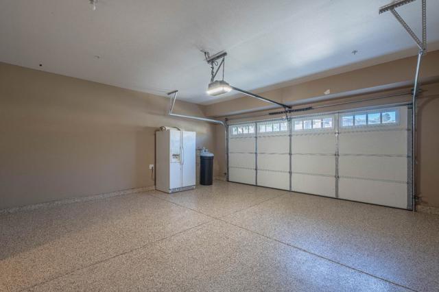 27320 Bavella Way, Salinas CA: https://media.crmls.org/mediaz/9146f855-5e13-4087-83f9-dd6c3c5cdea9.jpg