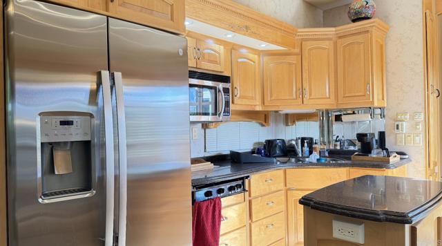 69411 Ramon Rd #1039, Cathedral City CA: https://media.crmls.org/mediaz/91472cb4-8ef6-4de8-94bb-31c0a5164eee.jpg