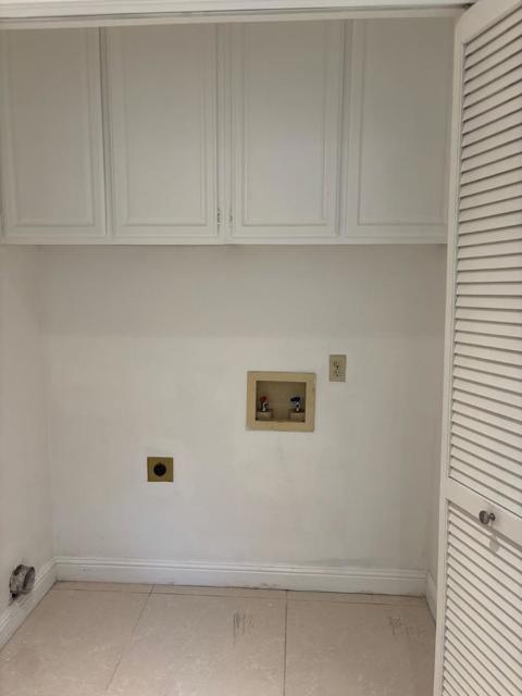 6204 Buena Vista Drive, Newark CA: https://media.crmls.org/mediaz/914732ea-c2aa-4130-8544-c4211cfdfd6f.jpg