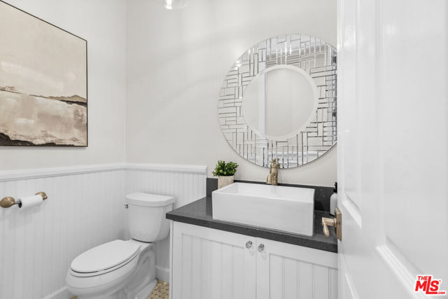 4616 Ventura Canyon Avenue, Sherman Oaks CA: https://media.crmls.org/mediaz/9147678f-fd9e-4864-a8c9-962c5768ac59.jpg