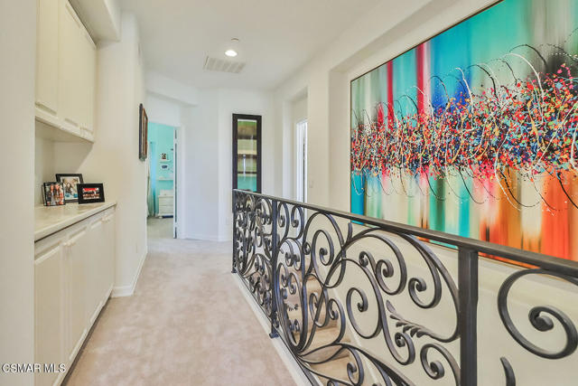 2589 Featherwood Street, Westlake Village CA: https://media.crmls.org/mediaz/91477539-315a-4265-80e2-b06861b2e001.jpg