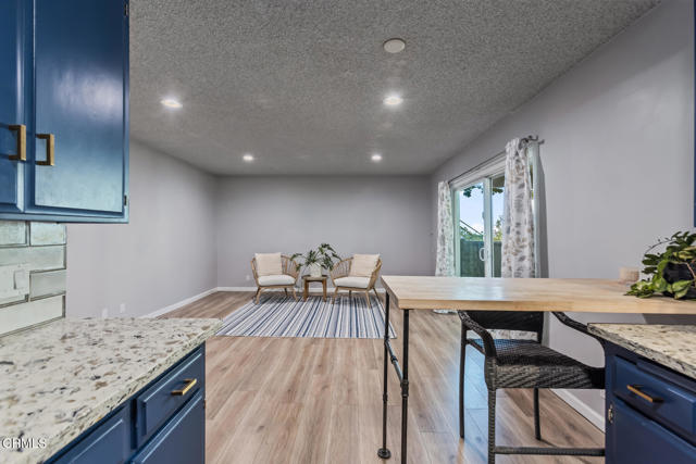 385 Cliff Drive, Pasadena CA: https://media.crmls.org/mediaz/9147cab9-7803-487f-9382-09bc4af7cd0b.jpg
