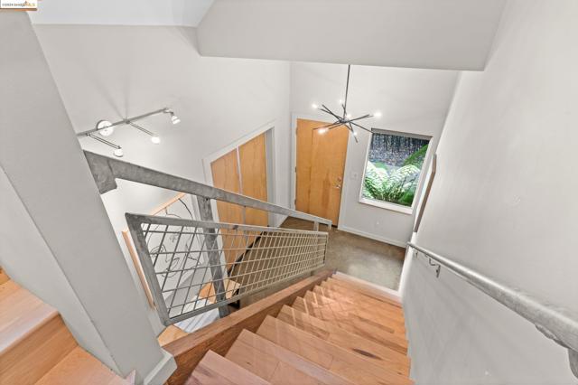Image 16 of 31 For 505 Lancaster St  3