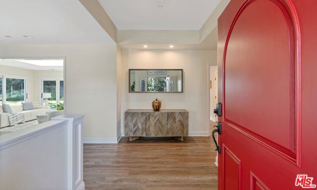 24901 Jim Bridger Road, Hidden Hills CA: https://media.crmls.org/mediaz/9149095e-d676-4ccf-8cc0-61c811db6967.jpg