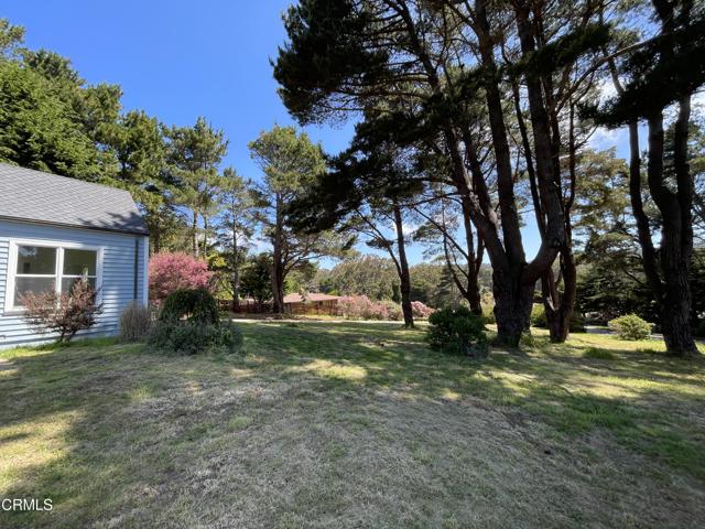 45300 Headlands Drive, Mendocino CA: https://media.crmls.org/mediaz/9149666b-e9bf-462b-ba1b-6a423500113f.jpg