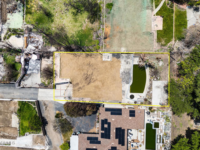 1137 E Mariposa St, Altadena CA: https://media.crmls.org/mediaz/91497379-551e-4351-8e6c-b1b36cc8d270.jpg