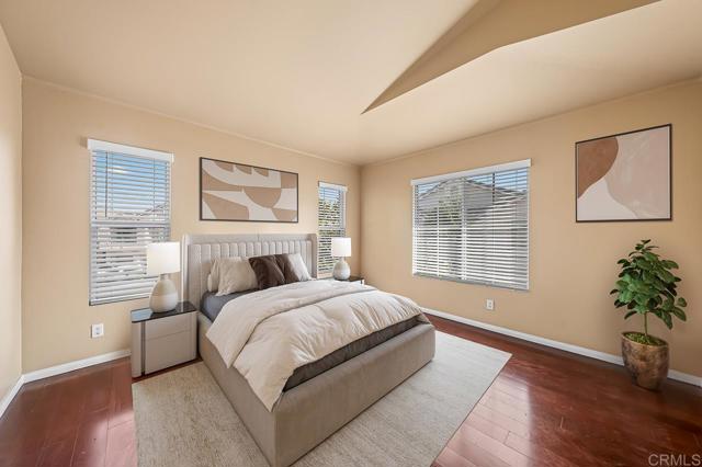 1259 El Cortez Court, Chula Vista CA: https://media.crmls.org/mediaz/91498a33-a8a7-42e8-b129-833d65131926.jpg