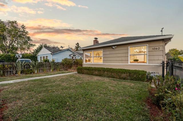 1064 15th Avenue, Redwood City CA: https://media.crmls.org/mediaz/9149b095-3987-4152-9919-18f2871c37a6.jpg