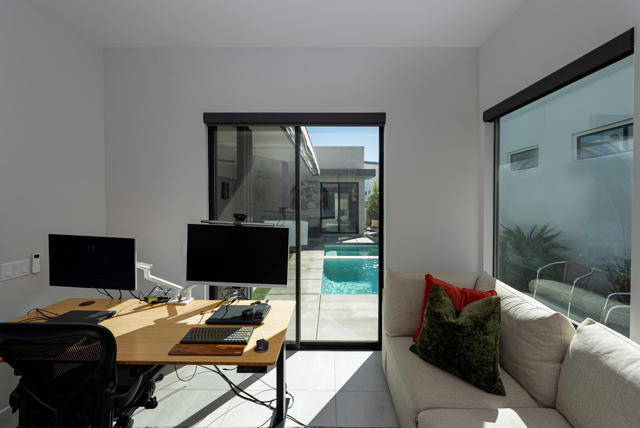 1345 Vue Place, Palm Springs, CA 92262