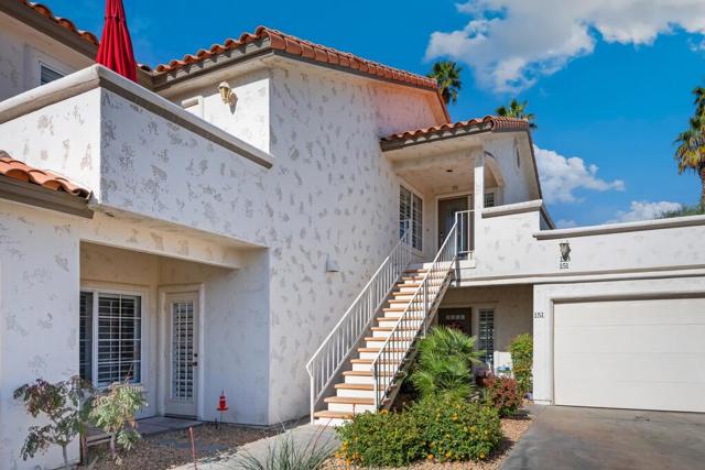 153 Desert Falls E Drive, Palm Desert CA: https://media.crmls.org/mediaz/914a05f0-b79d-451e-9b50-33c130097478.jpg