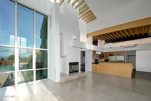 3681 Alomar Drive, Sherman Oaks CA: https://media.crmls.org/mediaz/914b7657-7ee9-4106-8cde-e48a7315091d.jpg
