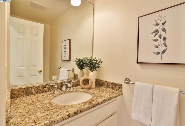 11030 Via Sorrento, Cupertino CA: https://media.crmls.org/mediaz/914e70e8-cd40-4444-81dd-e1c6ed5cb146.jpg