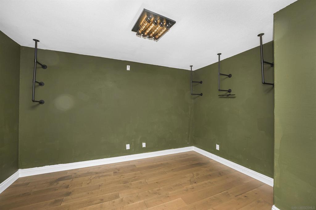 MLS #250043056SD image #16