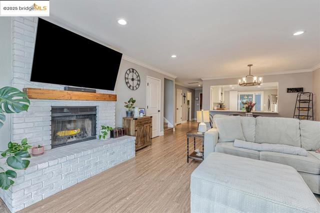 2025 Sand Point Rd, Discovery Bay CA: https://media.crmls.org/mediaz/914f5a57-3d50-4688-a3d5-7e62d5f07816.jpg