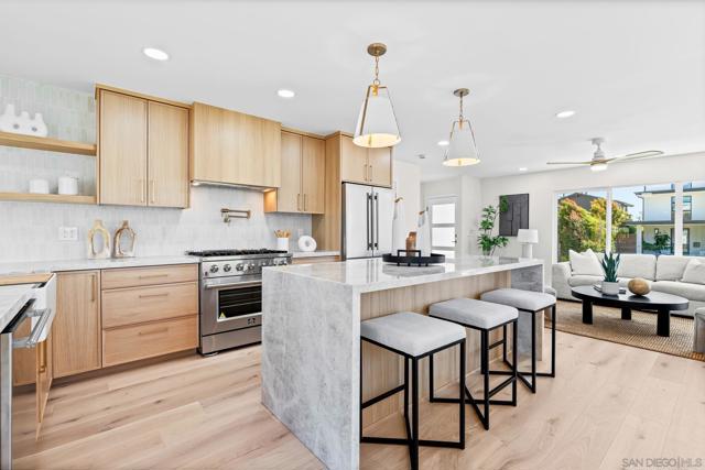 4414 Piedmont Dr, San Diego CA: https://media.crmls.org/mediaz/91501c6f-6e9d-4a53-b182-007e31bac658.jpg