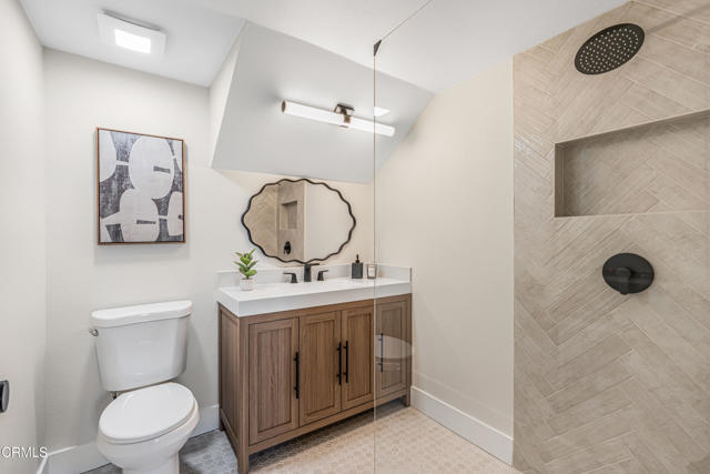 308 Calle Converse, Camarillo CA: https://media.crmls.org/mediaz/9150752d-68a0-46ce-8eb0-f039da981d7c.jpg