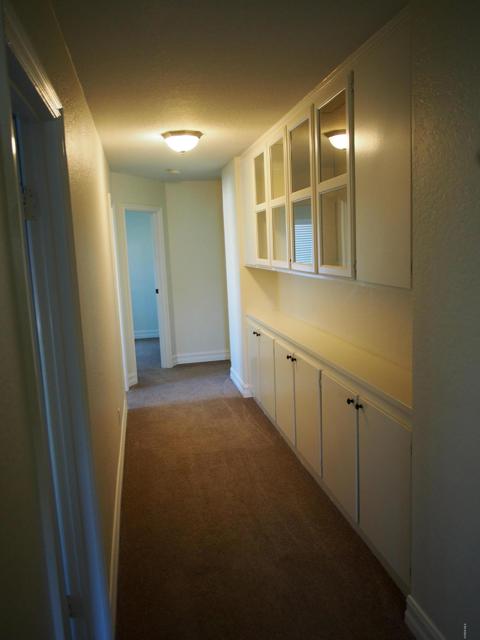 211 Windtree Avenue, Thousand Oaks CA: https://media.crmls.org/mediaz/9150f409-f448-4bee-a365-a1625ccabc36.jpg