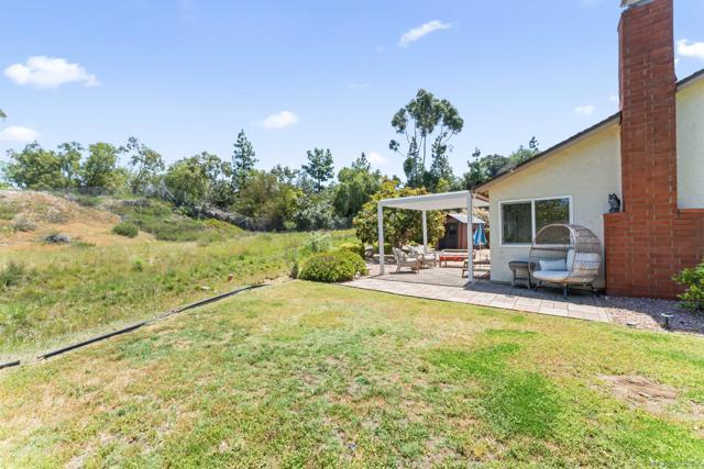 18197 Valladares Dr, San Diego CA: https://media.crmls.org/mediaz/91515a34-12ce-4486-a064-0557d88dab7e.jpg