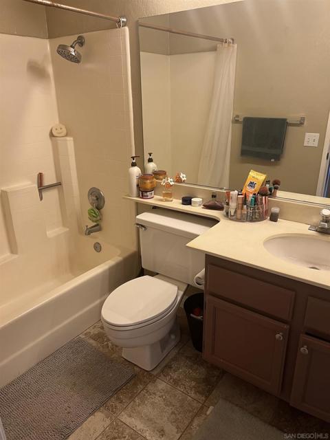 7265 Calabria Court, San Diego CA: https://media.crmls.org/mediaz/91528264-b425-42c4-83de-00cef3ce73f8.jpg