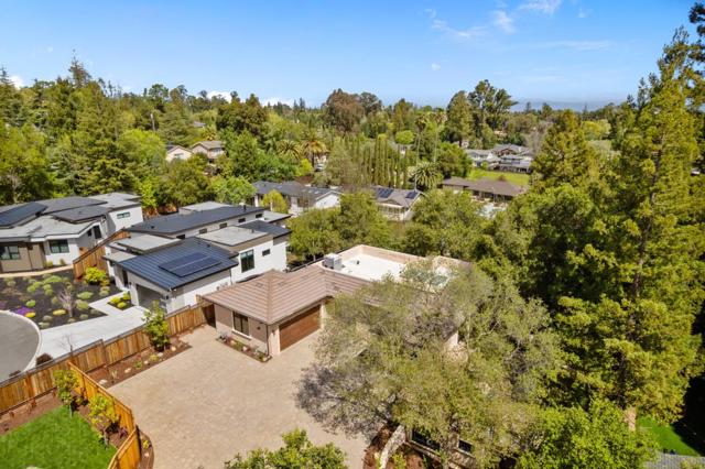 18061 Saratoga Los Gatos Road, Monte Sereno CA: https://media.crmls.org/mediaz/915370e3-e780-4a4b-8b31-b5913b1a6fb7.jpg