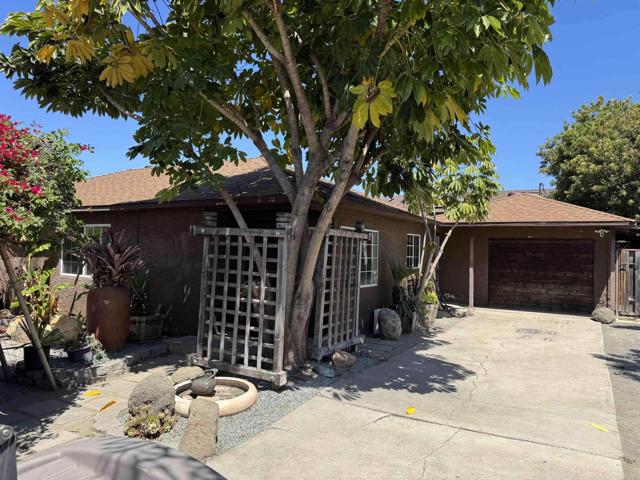 1341 E 4th Street, National City CA: https://media.crmls.org/mediaz/9155dd6e-21d5-41c2-bf29-9a2012d952c6.jpg