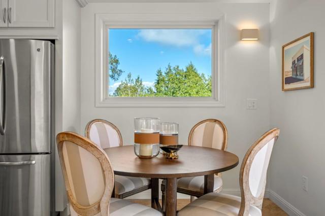 760 Chateau Drive, Hillsborough CA: https://media.crmls.org/mediaz/91561851-9567-4b14-a2c4-bc602ca9096e.jpg