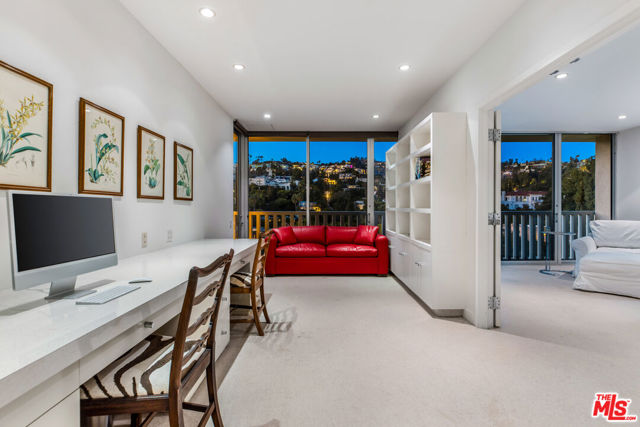 Image 5 of 22 For 9255 Doheny Road 1101