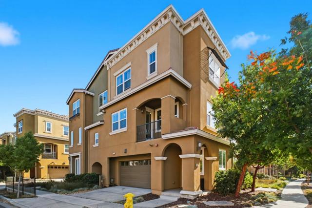 5724 Pandorea Terrace, Newark CA: https://media.crmls.org/mediaz/9156ceb9-da67-4f27-b250-a97380d27711.jpg