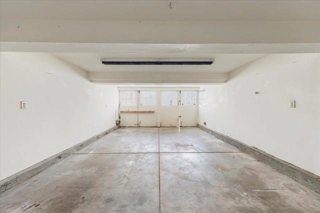 2857 Ford Street, Oakland CA: https://media.crmls.org/mediaz/91583775-0b92-4ca2-9b65-2aeaae7f00cc.jpg