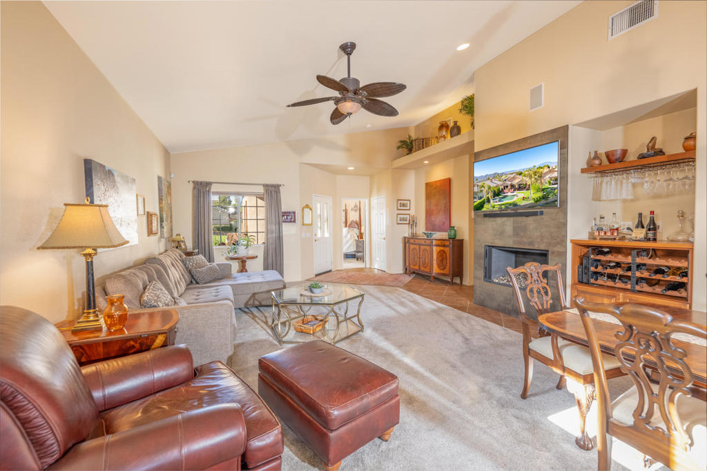 MLS #219121067DA img 2