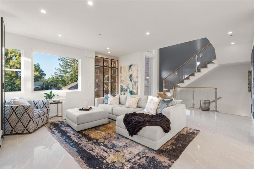 22540 Stevens Creek Boulevard