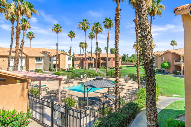 78650 Avenue 42, Bermuda Dunes CA: https://media.crmls.org/mediaz/91596b31-22f8-4d15-8adf-52eb01b9c32d.jpg