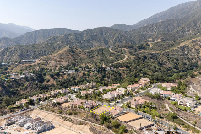 Detail Gallery Image 12 of 13 For 3903 Lilac Canyon Ln, Altadena,  CA 91001 - – Beds | – Baths