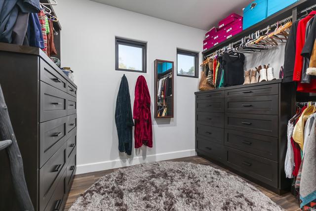 328 AMY WAY, Alpine CA: https://media.crmls.org/mediaz/91599483-ef72-42db-82c7-d3977345382f.jpg