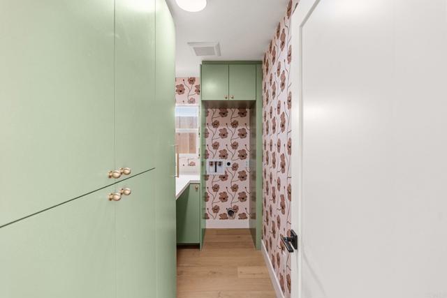 Image 28 of 46 For 3740 Grecourt Way