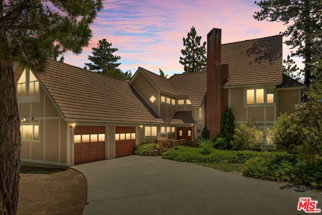 28277 Arbon Lane, Lake Arrowhead CA: https://media.crmls.org/mediaz/915aa1d3-e574-4a0a-a6ad-2adb822f234e.jpg