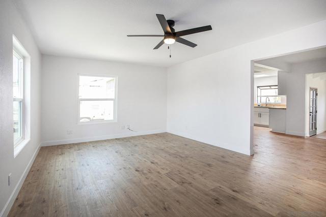 634 Spruce Ave, Imperial Beach CA: https://media.crmls.org/mediaz/915b0065-1017-4b3d-a69b-2a370ca0af2f.jpg