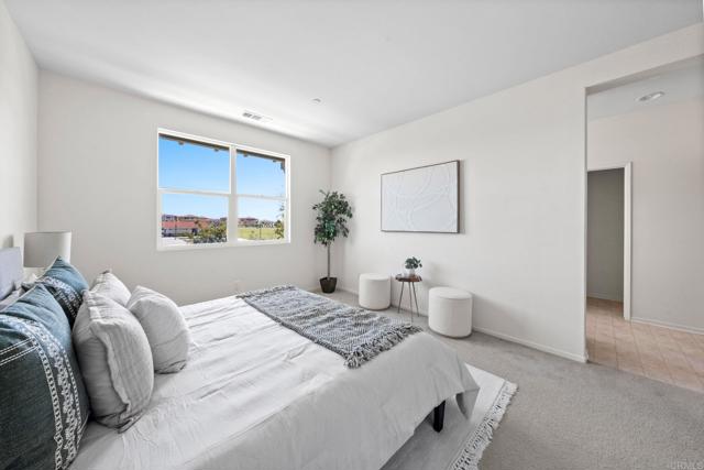 1345 Santa Diana Road, Chula Vista CA: https://media.crmls.org/mediaz/915bafb2-e4b0-45ed-9f1a-a647d720c954.jpg
