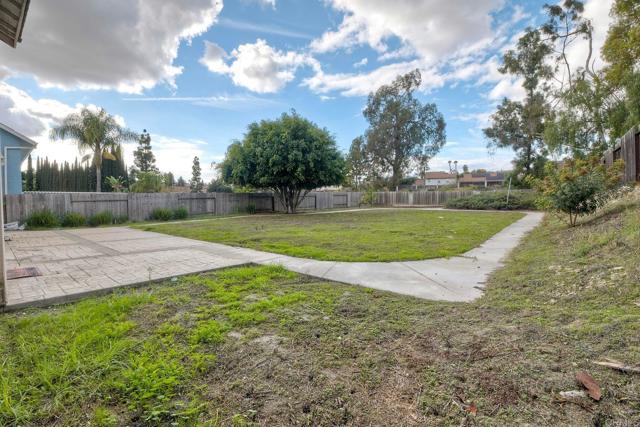 1428 Eastview Court, Oceanside CA: https://media.crmls.org/mediaz/915c341a-205e-46e4-835c-f7059240e446.jpg