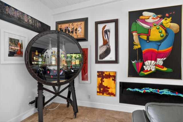 684 N Paseo De Anza, Palm Springs, CA 92262