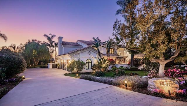 7430 St. Andrews Rd, Rancho Santa Fe CA: https://media.crmls.org/mediaz/915cd464-0f26-4b13-b3ac-cf6726c5abab.jpg