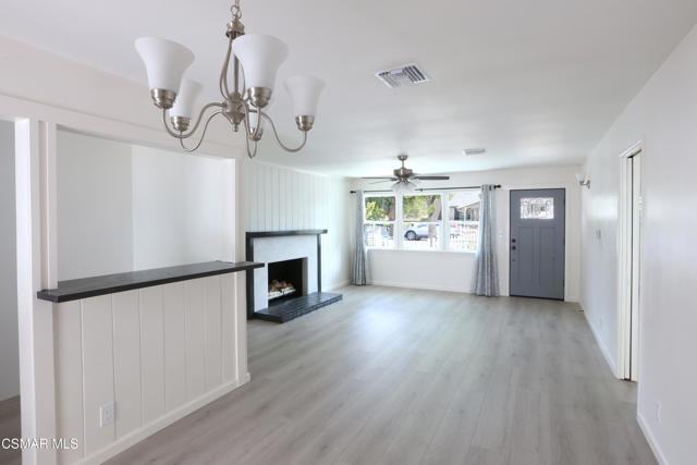 21935 Ybarra Road, Woodland Hills CA: https://media.crmls.org/mediaz/915ef988-5eb5-4fa3-a169-929b12b8475f.jpg