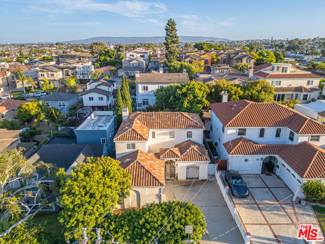 1916 Robinson Street, Redondo Beach, California 90278, 5 Bedrooms Bedrooms, ,3 BathroomsBathrooms,Single Family Residence,For Sale,Robinson,24426175