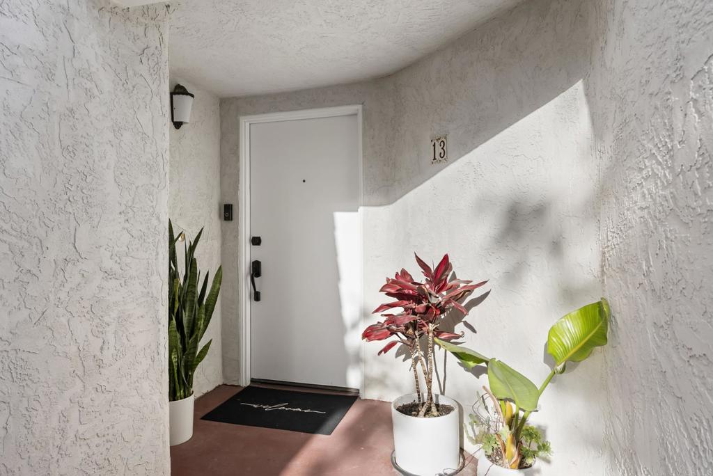 2630 Pirineos Way - photo 8