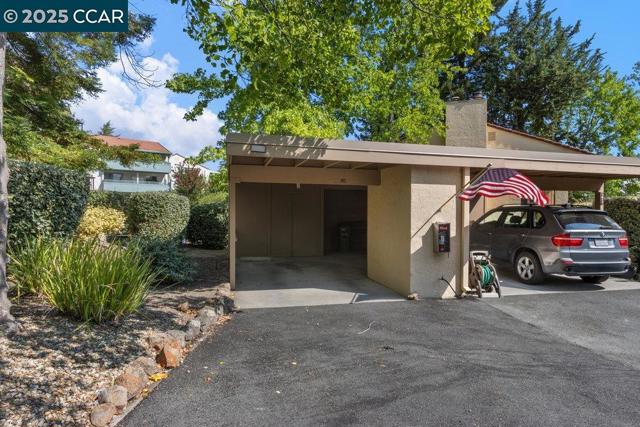 1617 Ptarmigan Dr, Walnut Creek CA: https://media.crmls.org/mediaz/9165c16c-5910-4d55-908f-33e8646a4099.jpg